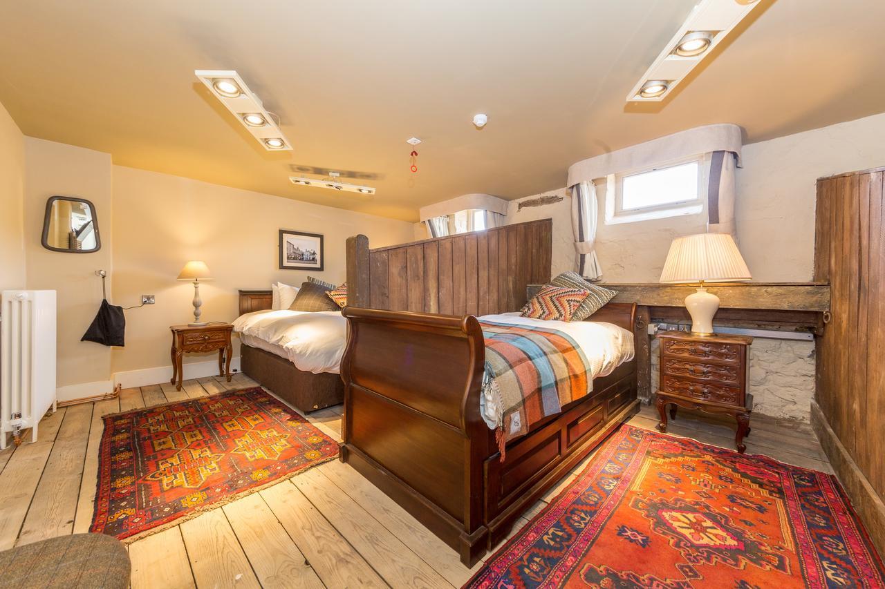 The Bull Hotel Olney Esterno foto