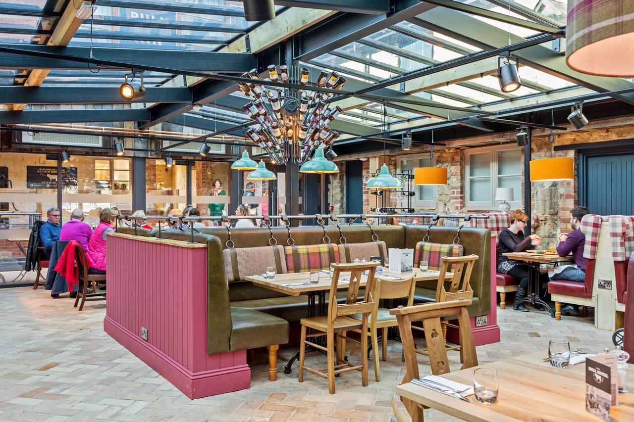 The Bull Hotel Olney Esterno foto